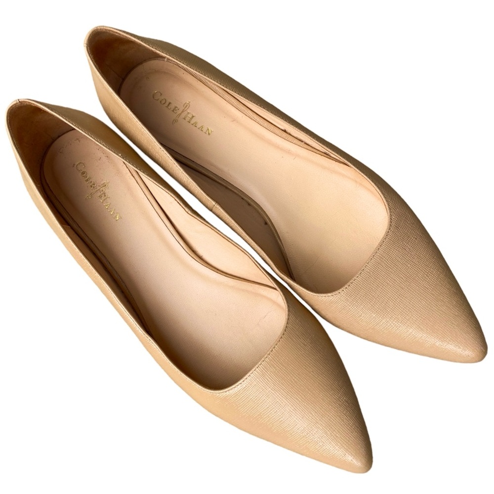 COLE HAAN Magnolia flats Size 7.5B